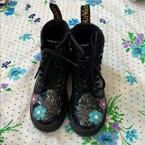 Dr Martens toddler sz 11 black sparkle with Appliqué flowers blue and purple EUC